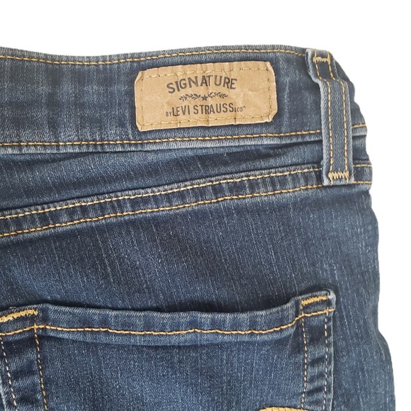 Signature Levi Strauss Bootcut Modern Boot Cut Denim Jean 10 Med - Picture 4 of 9